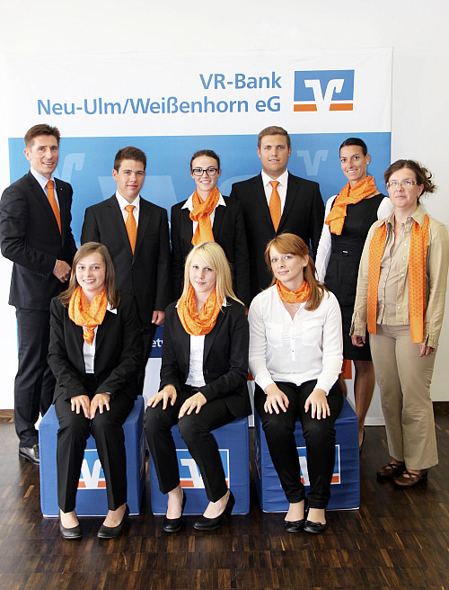 Volks Und Raiffeisenbanken Ehren Auszubildende Neu Ulm Ulm B4b Schwaben