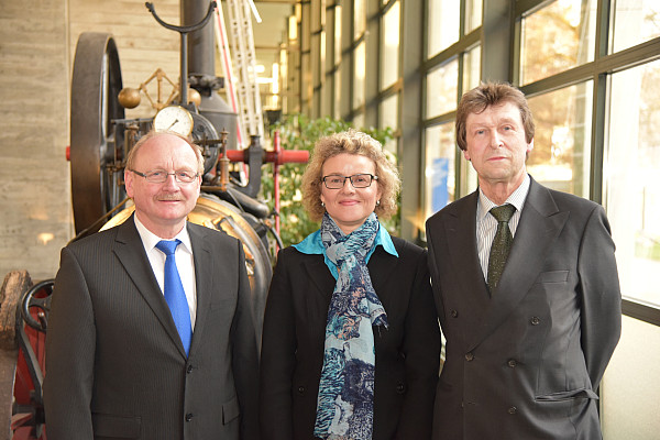 Kanzler der Hochschule Ulm in den Ruhestand verabschiedet Iris
